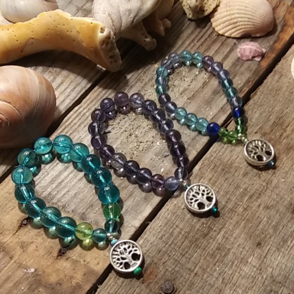 NWT Handmade 12mm Bead Tree of Life Bracelet - Picture 4 of 4